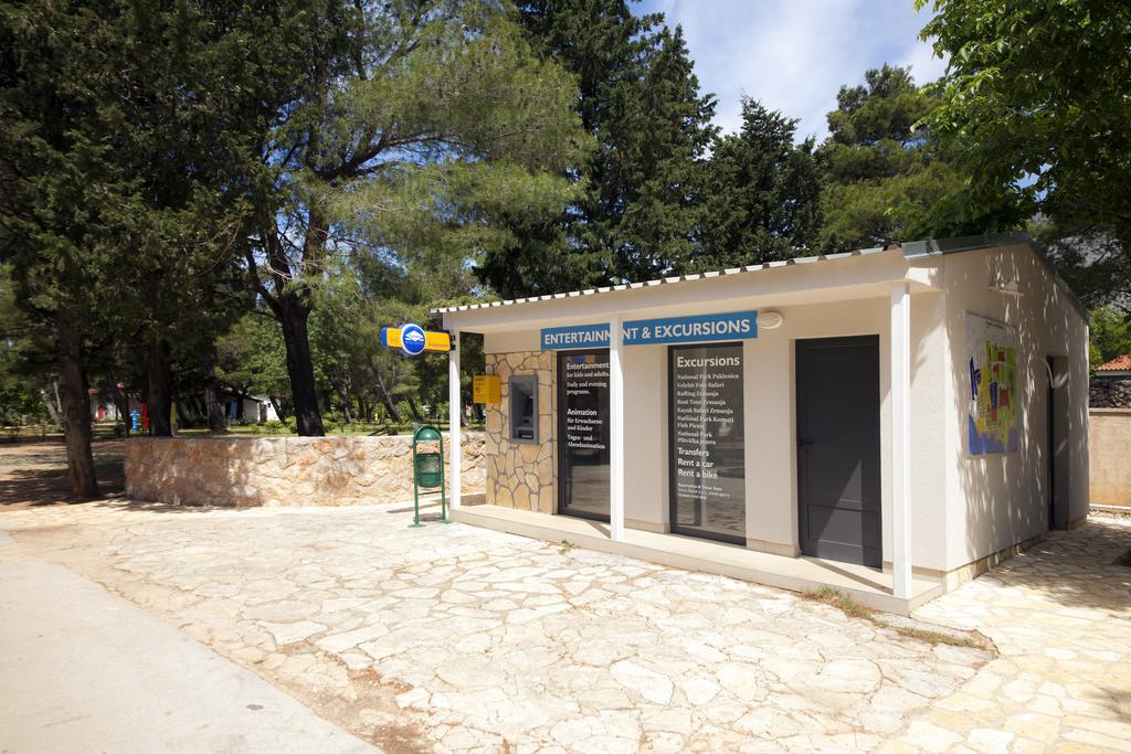 Camping Paklenica Starigrad Paklenica Eksteriør bilde