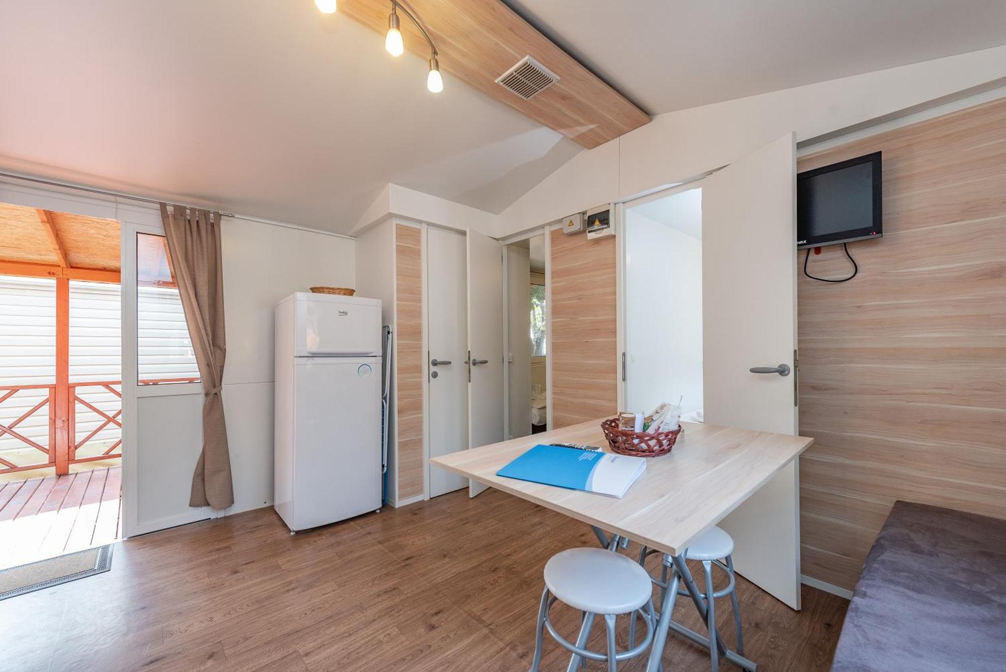 Camping Paklenica Starigrad Paklenica Rom bilde